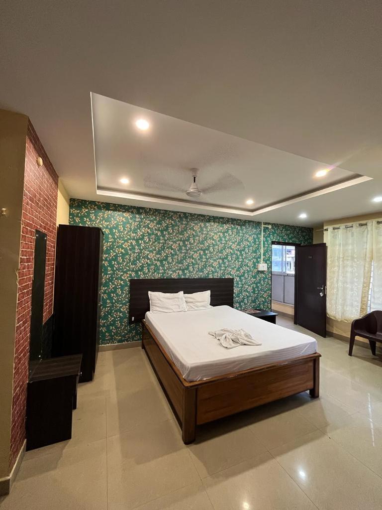 Hk Residency Hotel Guwahati Exterior foto